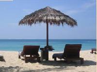 Phuket: �ber die H�lfte der 40 Neckermann-Hotels wieder in Betrieb