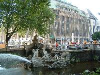 In unmittelbarer N�he zur Edelboutiquen und Altstadt - das neue Interconti D�seldorf